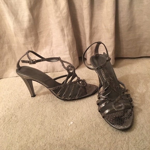 Tahari Sandals - Picture 2 of 2